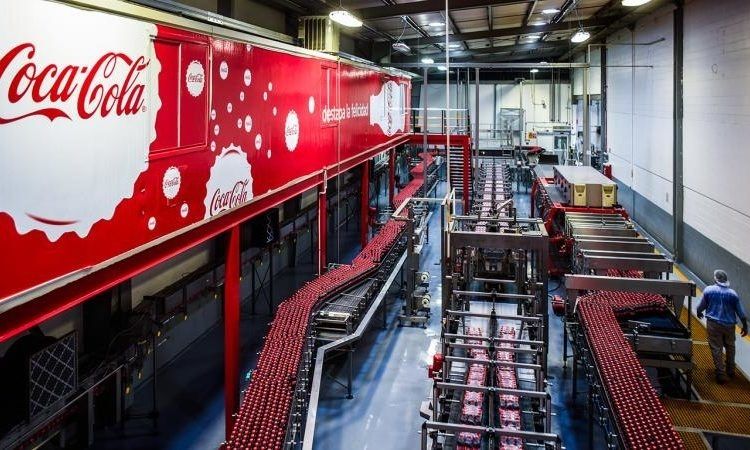 Com e sem experiência: Solar Coca-Cola oferece novas vagas para 04 funções